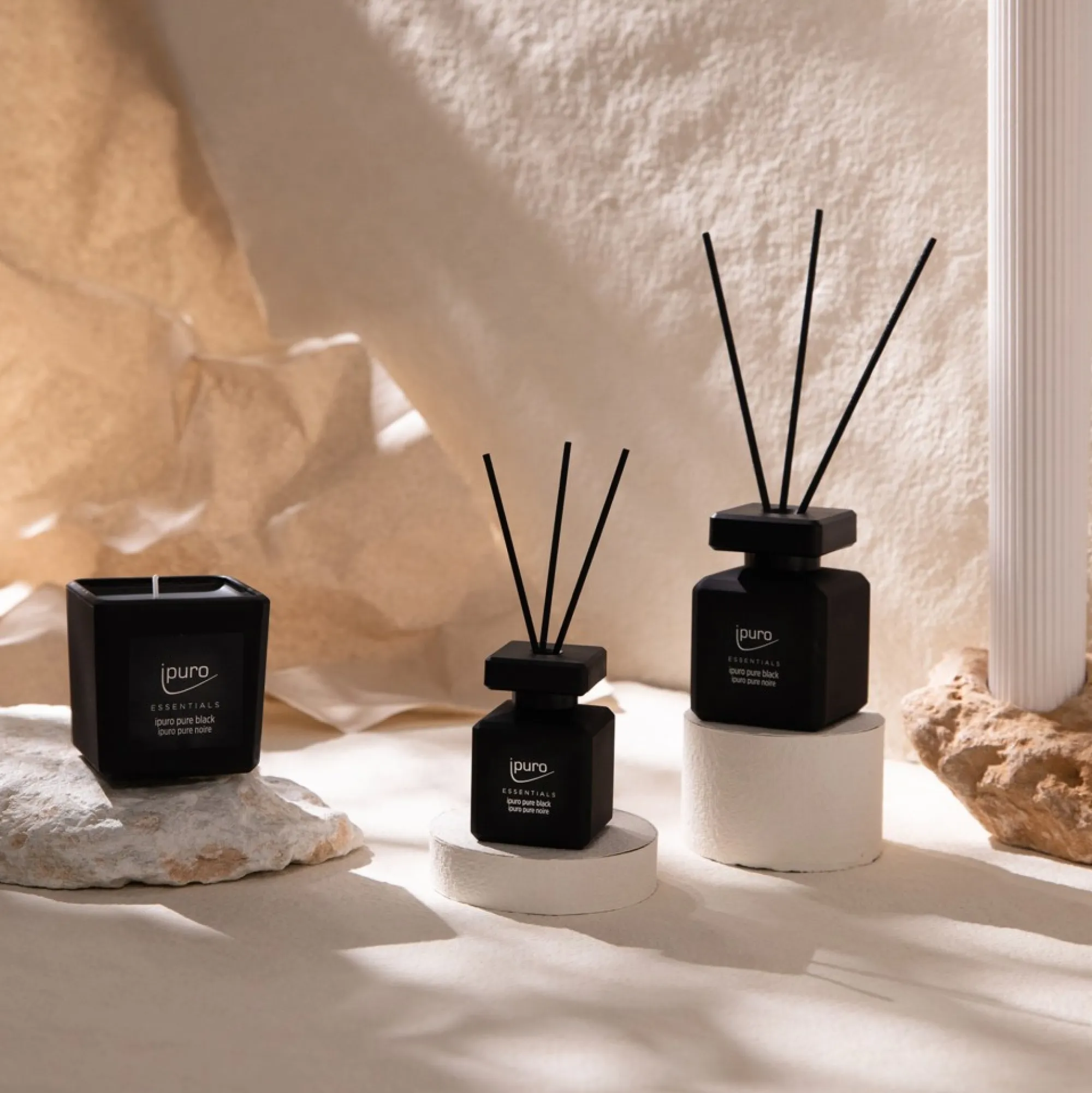 Sale Essentials Bougie Parfumee Pure Black Idées De Cadeaux