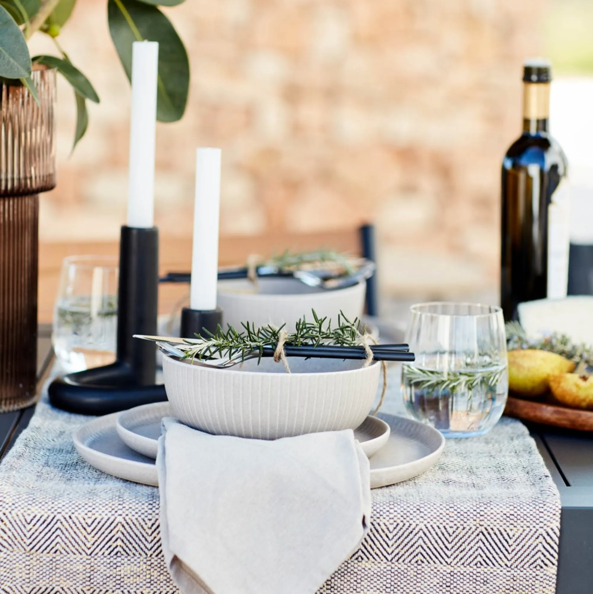 Discount Set De Vaisselle Nordic Idées De Cadeaux